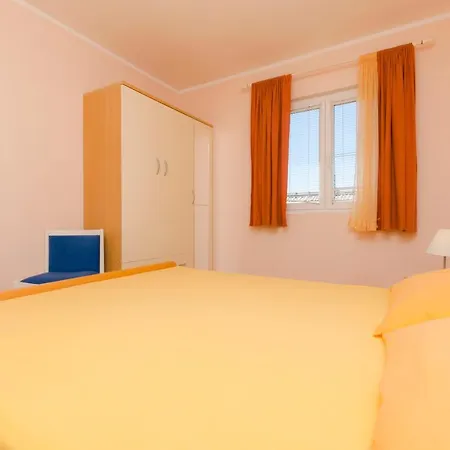 Vili Apartament